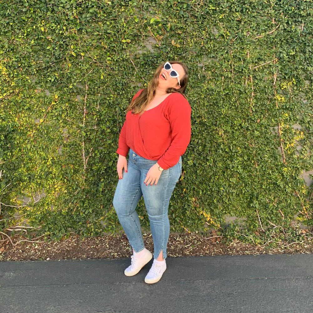 Meet your Posher, Emilee